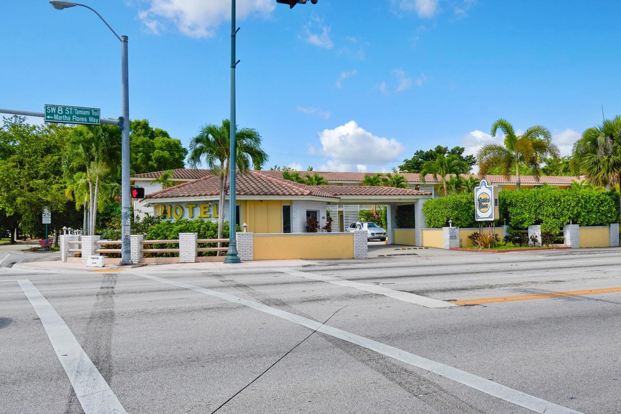 Oyo Hotel Coral Gables - Miami Airport المظهر الخارجي الصورة