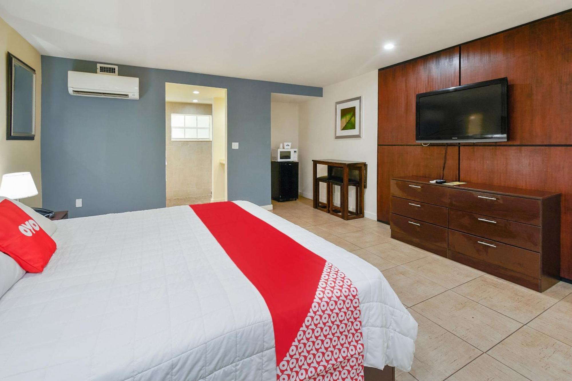 Oyo Hotel Coral Gables - Miami Airport المظهر الخارجي الصورة