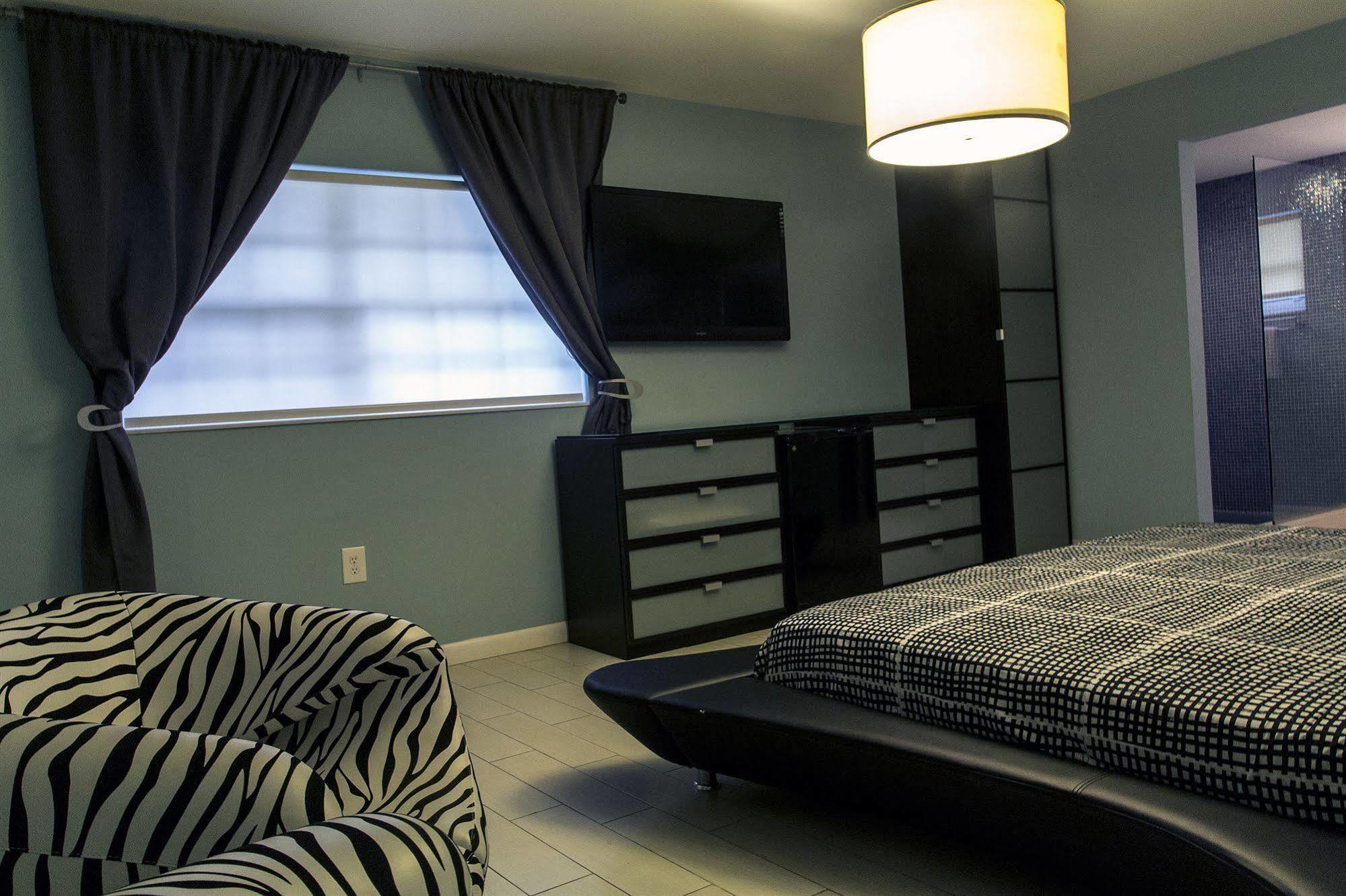 Oyo Hotel Coral Gables - Miami Airport المظهر الخارجي الصورة